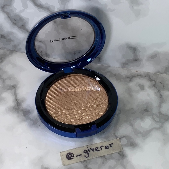 OH, DARLING Extra Dimension Skinfinish MAC Highlighter - Picture 3 of 16
